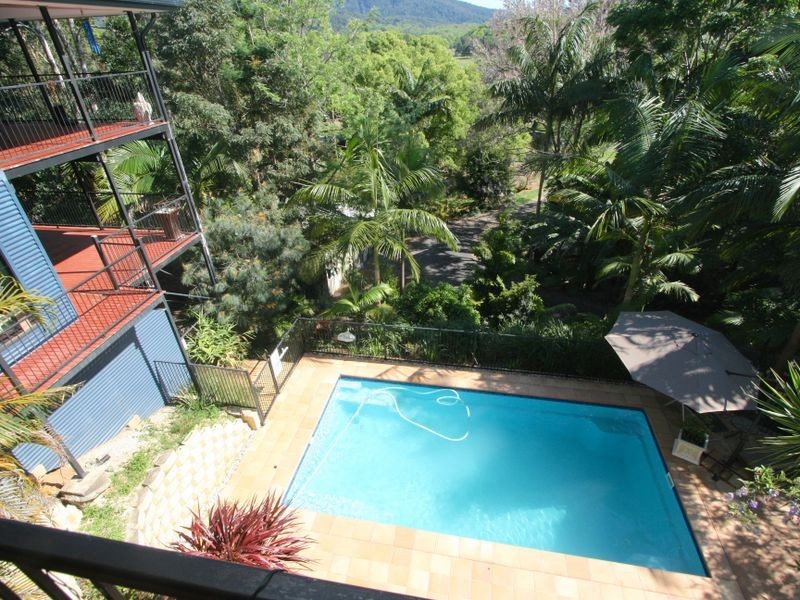 6 Smiths Creek Road, Uki NSW 2484