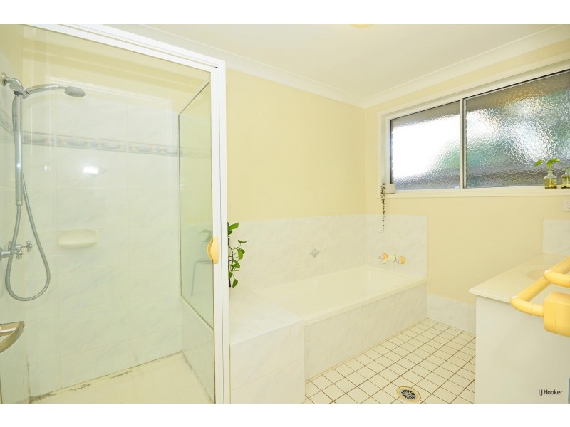 2/5 Cabana Court, Banora Point NSW 2486