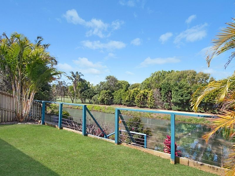 2/237 Darlington Drive, Banora Point NSW 2486