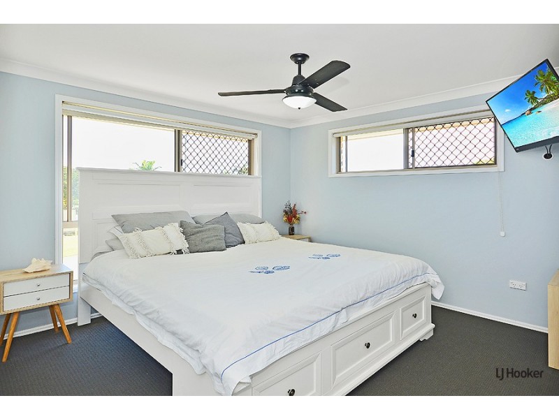 1 Nandina Terrace, Banora Point NSW 2486