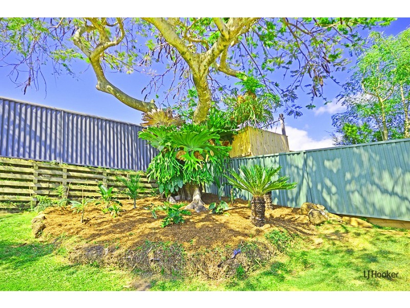 1 Nandina Terrace, Banora Point NSW 2486