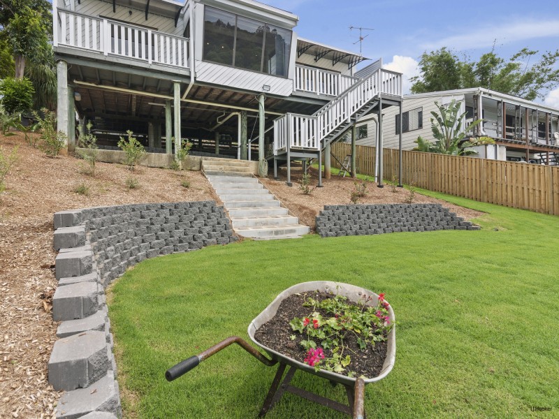 50 Peninsula Drive, Bilambil Heights NSW 2486