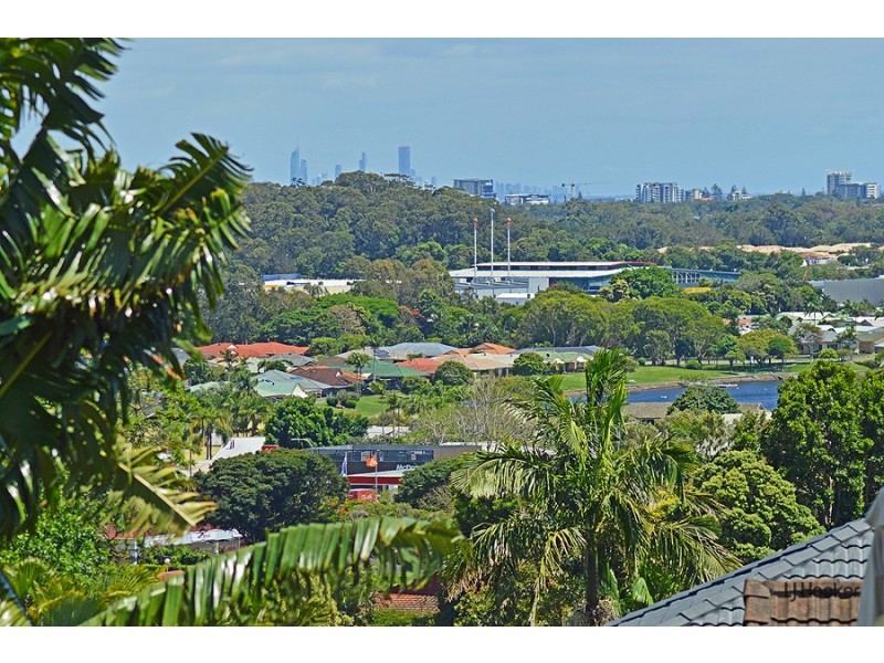 17 Widgee Avenue, Banora Point NSW 2486