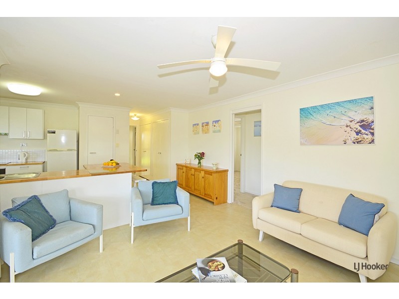 17 Widgee Avenue, Banora Point NSW 2486