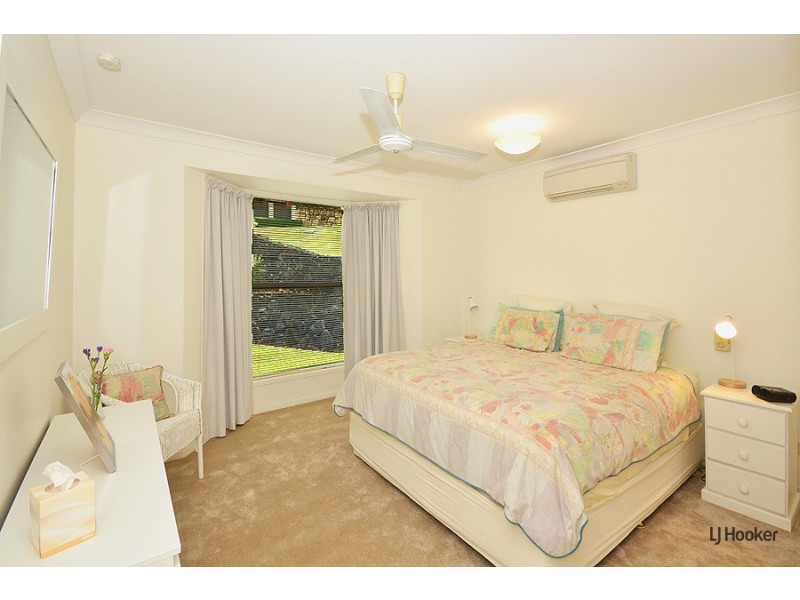 17 Widgee Avenue, Banora Point NSW 2486