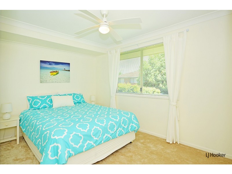 17 Widgee Avenue, Banora Point NSW 2486