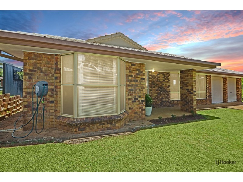 17 Widgee Avenue, Banora Point NSW 2486