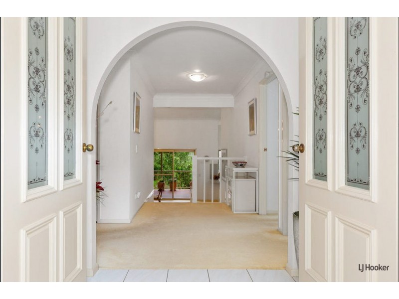 23 Cominan Avenue, Banora Point NSW 2486