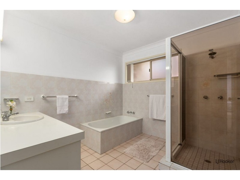 23 Cominan Avenue, Banora Point NSW 2486