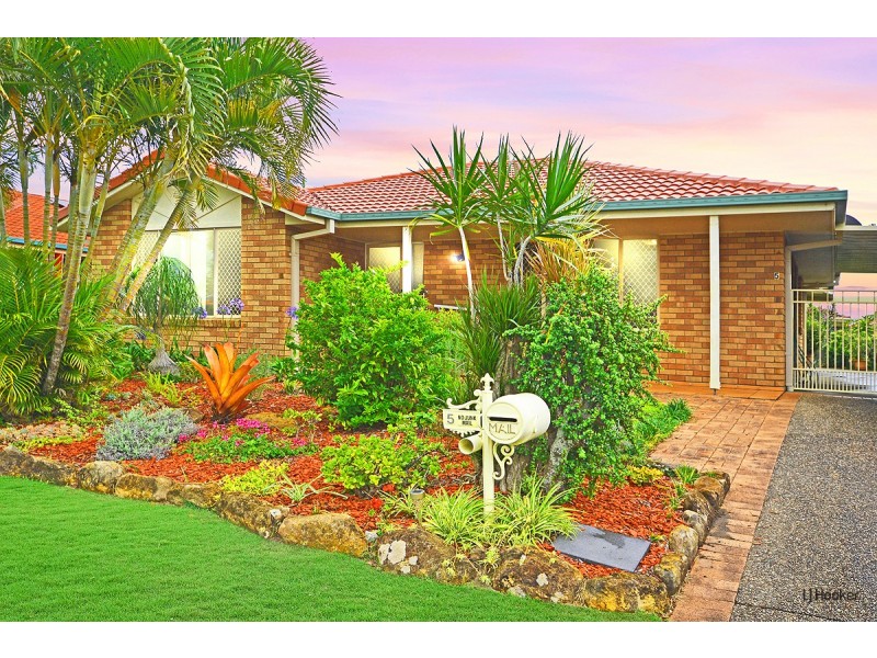 5 Alpha Way, Banora Point NSW 2486