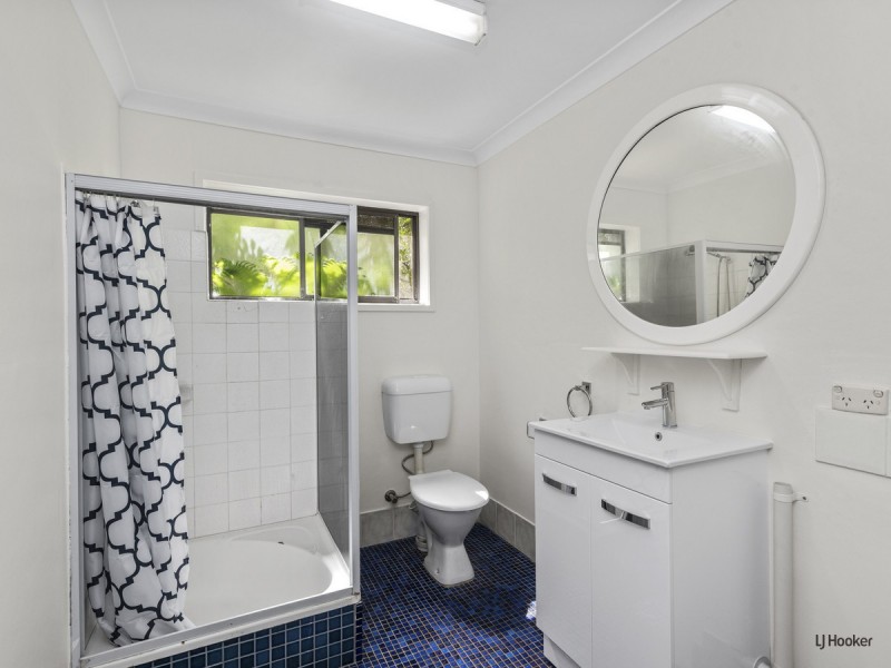 2/2 Adina Place, Banora Point NSW 2486