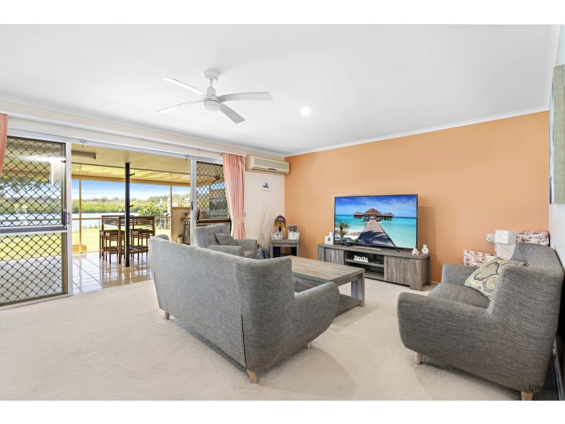 39 Sunset Boulevard, Tweed Heads West NSW 2485