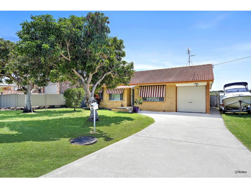 39 Sunset Boulevard, Tweed Heads West NSW 2485