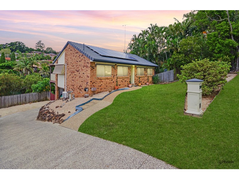 11 Glen Ayr Drive, Banora Point NSW 2486