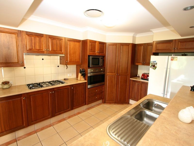 25 Widgee Avenue, Banora Point NSW 2486