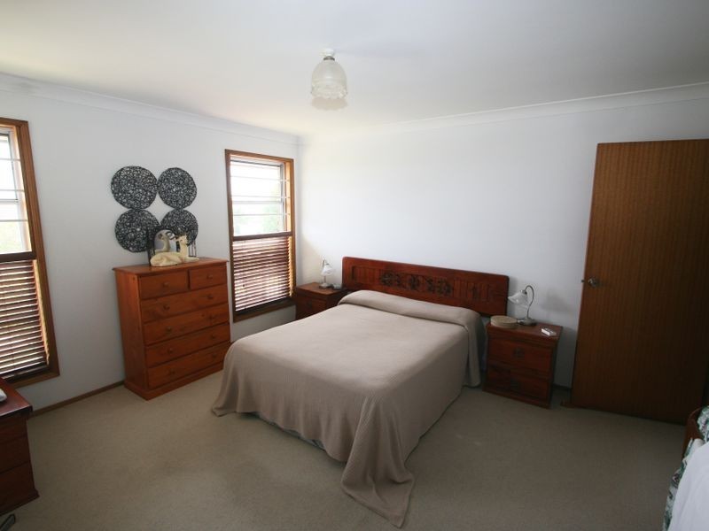 10 Sequoia Court, Banora Point NSW 2486