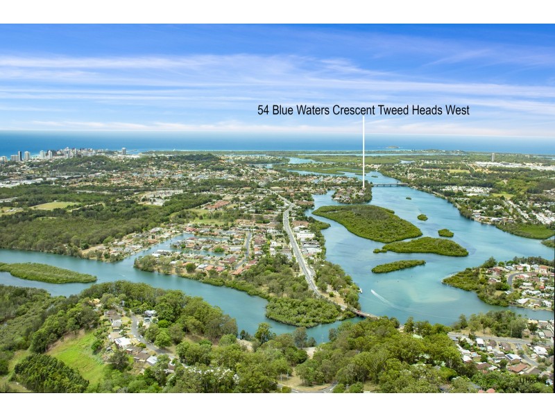 54 Blue Waters Crescent, Tweed Heads West NSW 2485