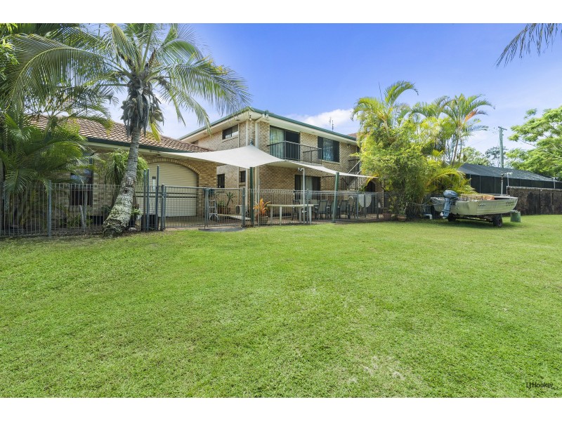 54 Blue Waters Crescent, Tweed Heads West NSW 2485