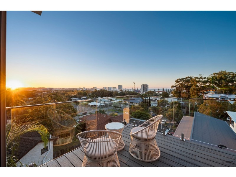 59 Rutledge Street, Coolangatta QLD 4225