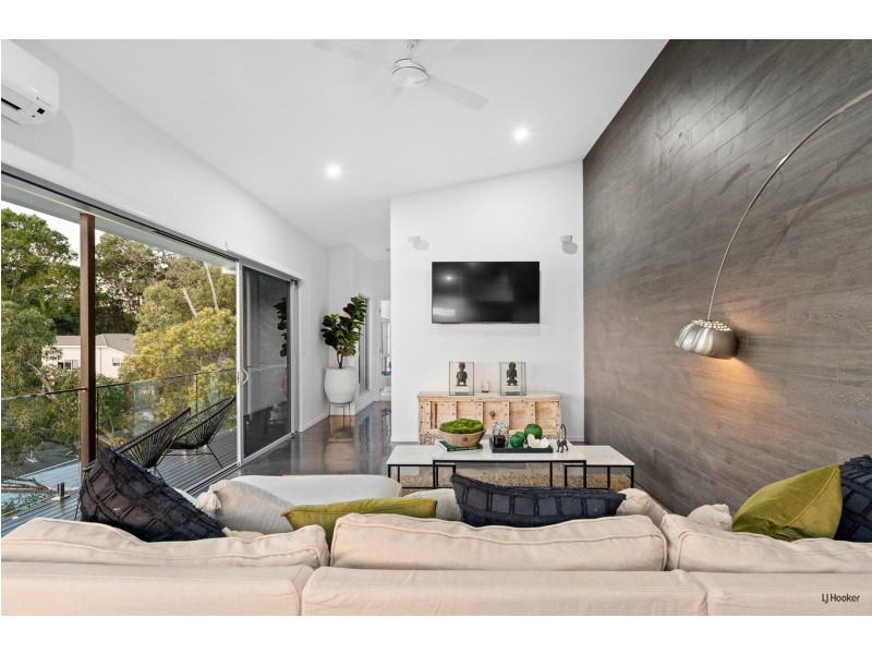 59 Rutledge Street, Coolangatta QLD 4225