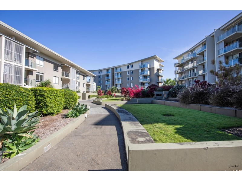 1201/12-14 Executive Drive, Burleigh Waters QLD 4220