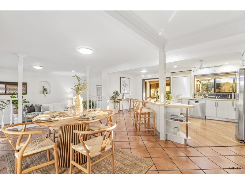 43 Sunset Boulevard, Tweed Heads West NSW 2485