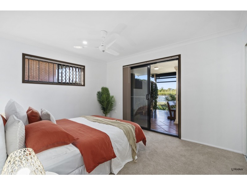 43 Sunset Boulevard, Tweed Heads West NSW 2485