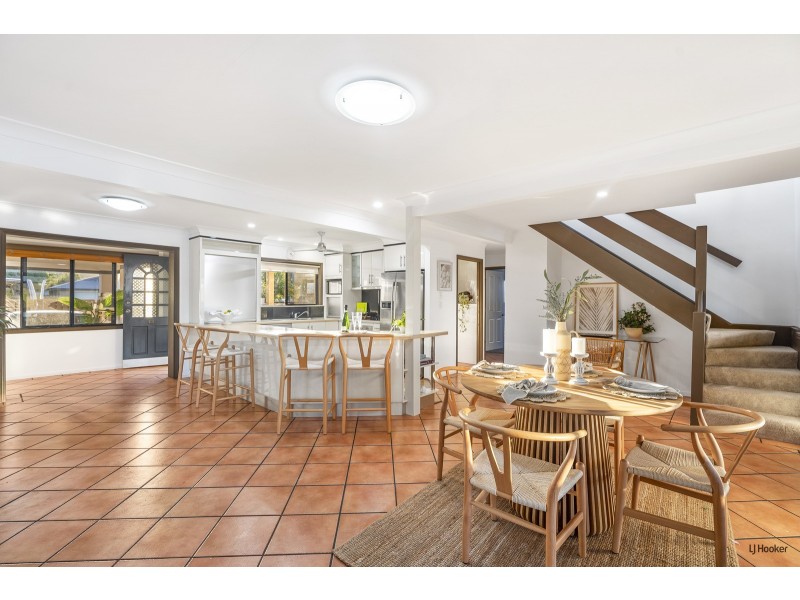 43 Sunset Boulevard, Tweed Heads West NSW 2485