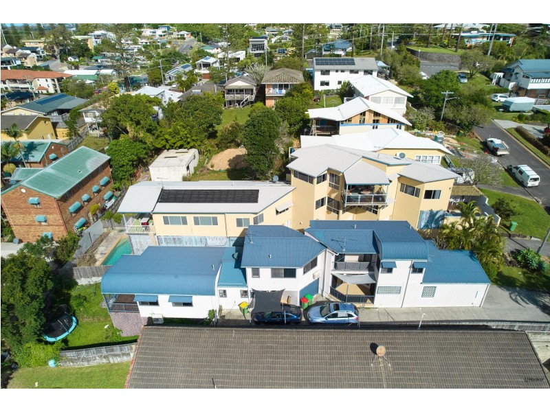 2/78 McLean Street, Coolangatta QLD 4225