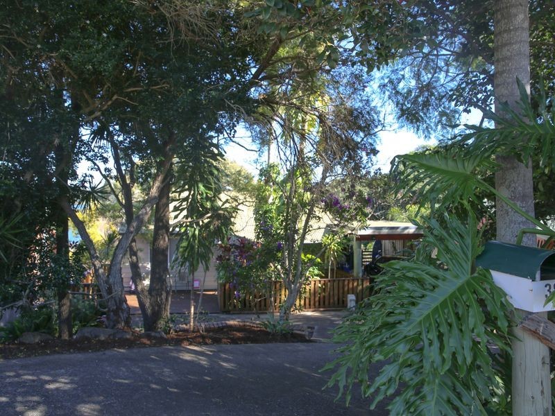 38 Hillcrest Avenue, Tweed Heads South NSW 2486