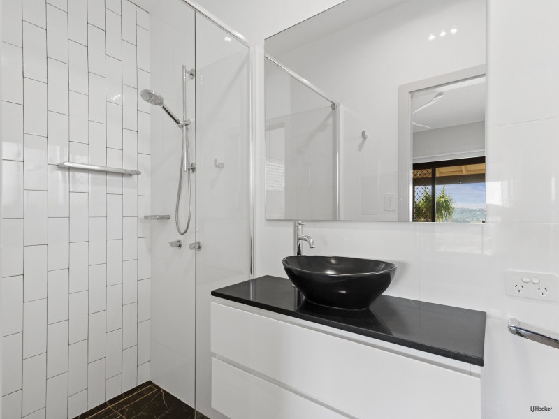 8 Parkes Lane, Terranora NSW 2486