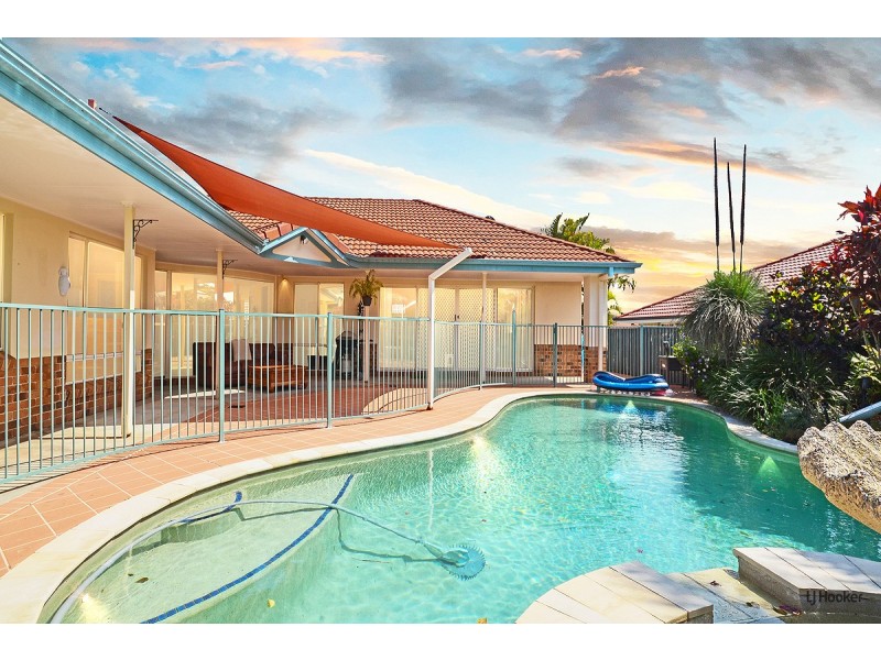 32 Champagne Drive, Tweed Heads South NSW 2486