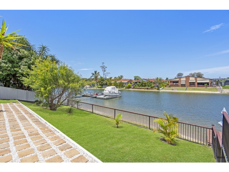 6 Tattler Court, Tweed Heads West NSW 2485