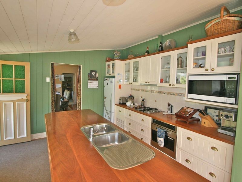 16 Eva Crescent, Piggabeen NSW 2486