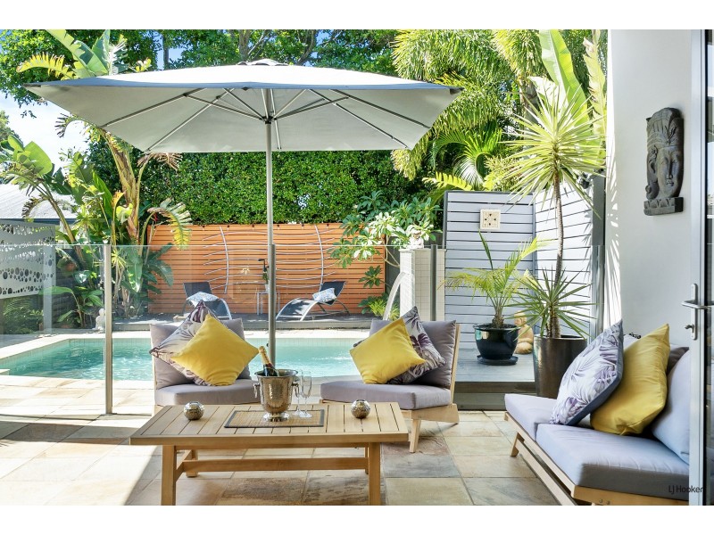 2/29 Binya Avenue, Coolangatta QLD 4225