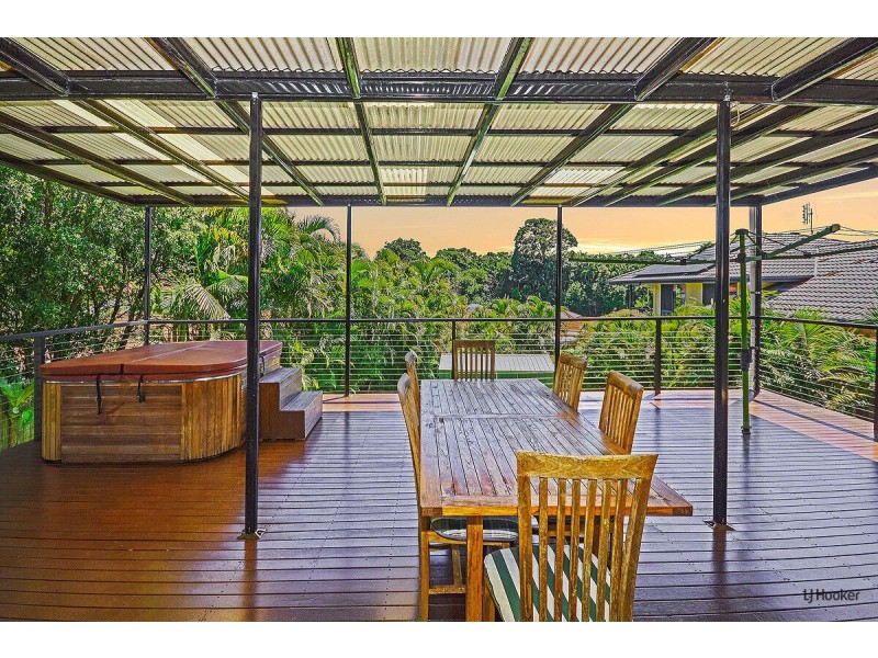 3 Kelburn Close, Banora Point NSW 2486