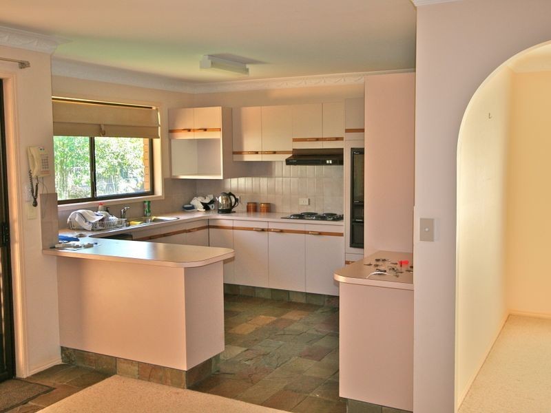 93 Cominan Ave, Banora Point NSW 2486