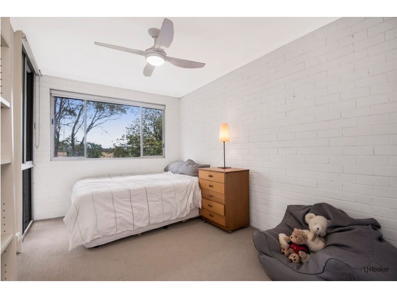6/28 Miles Street, Coolangatta QLD 4225