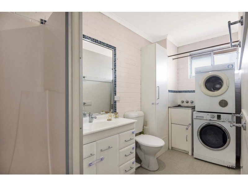 6/28 Miles Street, Coolangatta QLD 4225