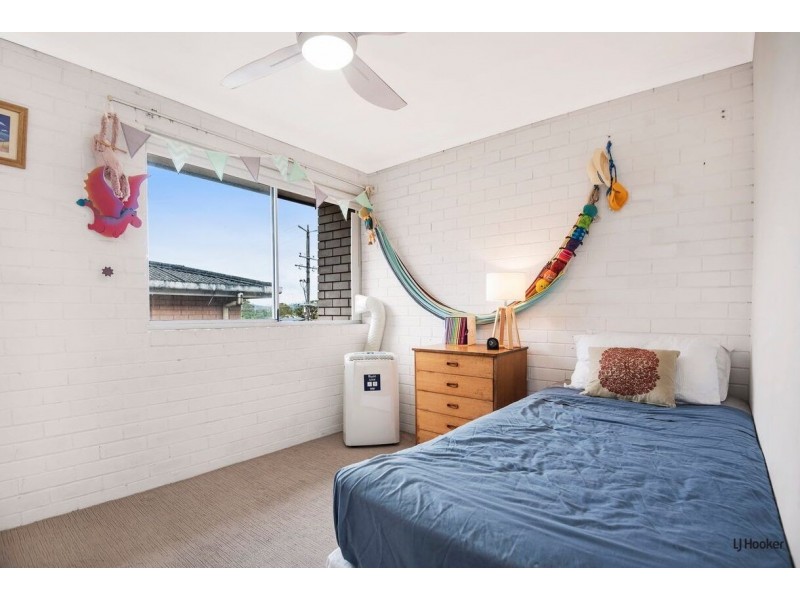 6/28 Miles Street, Coolangatta QLD 4225