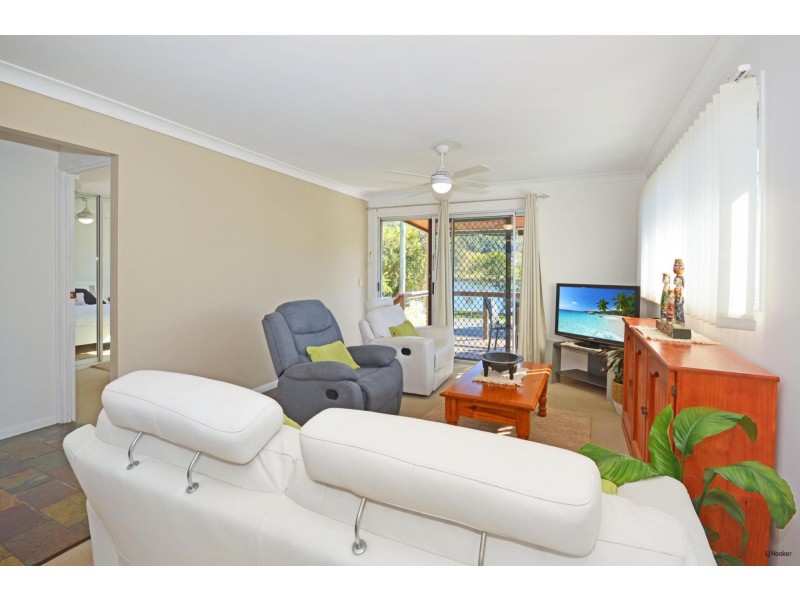 32 Riverside Drive, Tumbulgum NSW 2490