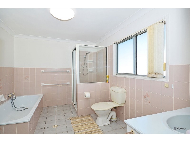 32 Riverside Drive, Tumbulgum NSW 2490