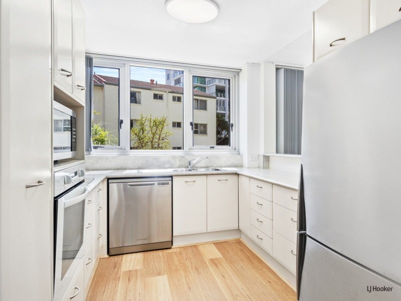 3/100 The Esplanade, Burleigh Heads QLD 4220