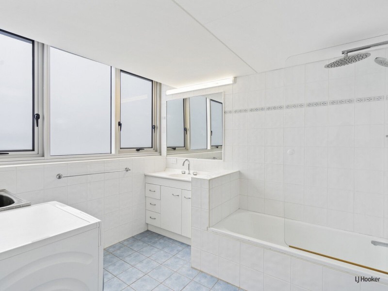 3/100 The Esplanade, Burleigh Heads QLD 4220