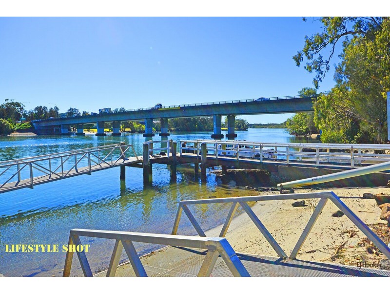 120 Dry Dock Road, Tweed Heads South NSW 2486