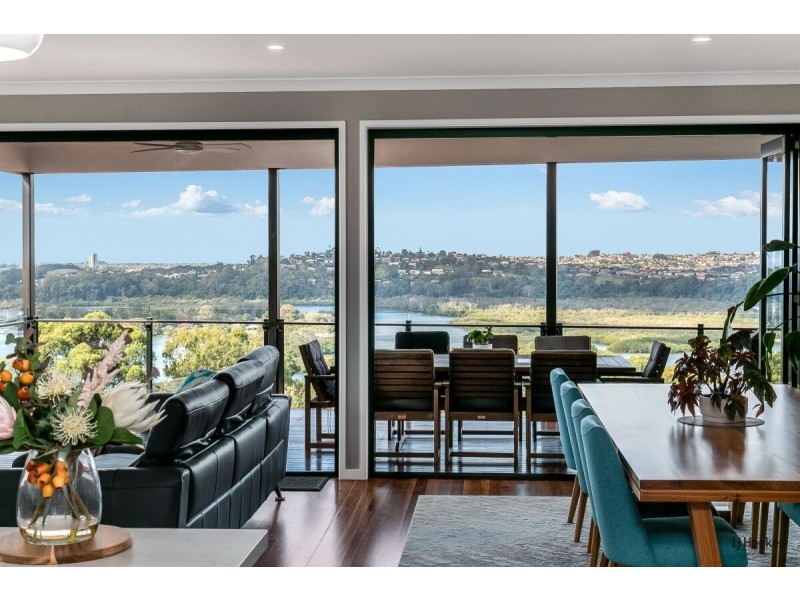 33 Karingal Avenue, Bilambil Heights NSW 2486