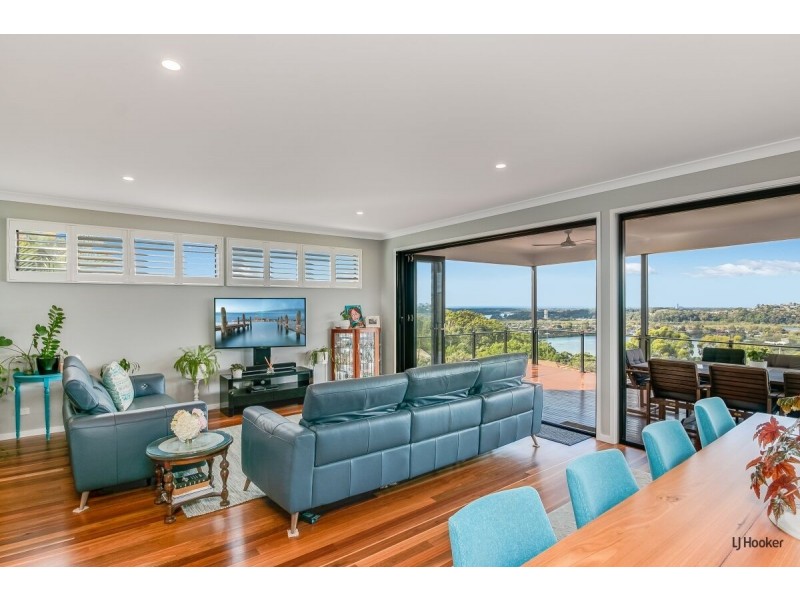 33 Karingal Avenue, Bilambil Heights NSW 2486