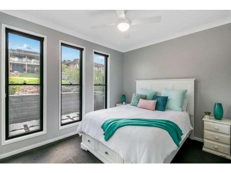 33 Karingal Avenue, Bilambil Heights NSW 2486