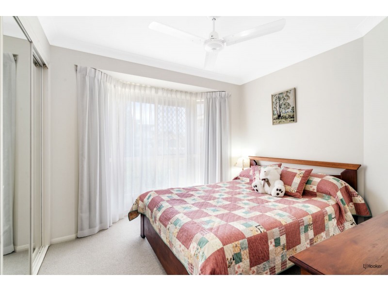 28 Champagne Drive, Tweed Heads South NSW 2486