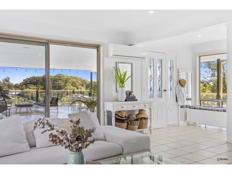 16 Dinjirra Court, Tugun QLD 4224